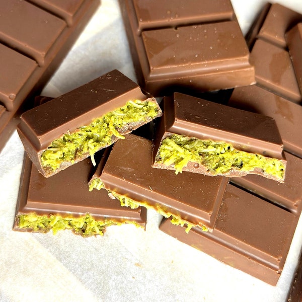 Viral Dubai Chocolate Bar | Pistachio Kunafa Chocolate Bar