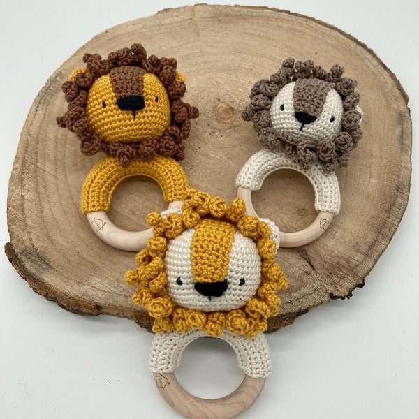 Hochet au crochet personnalisé lion