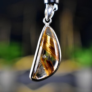 EXCLUSIVE! 9.20ct Titanium Quartz Golden Rutile Pendant Gem Crystal