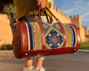 Moroccan Travel Bag, carpet bag, Weekender Bag for Woman, weekend bag, Boho western travel bag, carpet overnight bag, kilim overnight bags.