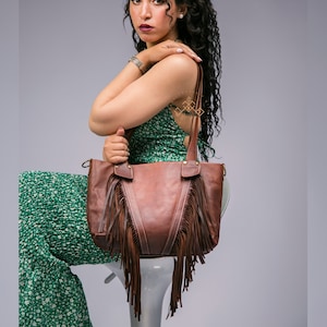 Leather Fringe purse, Black leather fringe bag, leather handbag with fringe, Fringe crossbody leather tote bag, cowgirl fringe leather bag.