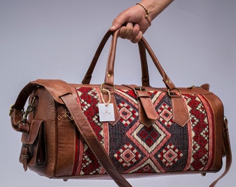 Carpet leather Weekend duffel bag for women & men, Kilim Weekender Bag, Boho leather Weekend Bag, kilim leather travel bag, Kilim Travel Bag