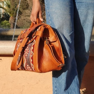 Moroccan kilim travel bag, carpet bag, kilim doctor bag, kilim duffle bag, Kilim genuine Leather, overnight Rug bag, Kilim bags Gift for Her image 1
