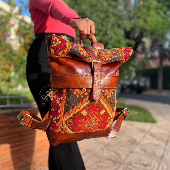 Roll Top Leather Backpack for Women With Carpet, Handmade  display picture 3