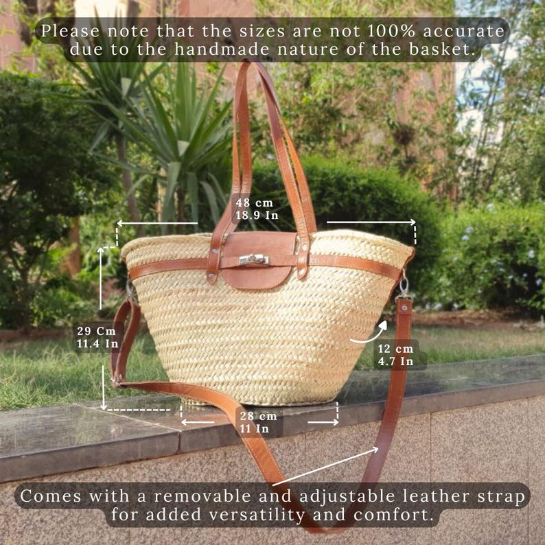 May include: Woven straw tote bag with brown leather details. Includes a removable and adjustable leather strap. The bag is 48 cm wide, 29 cm high, and 12 cm deep. The bag has a leather flap closure.