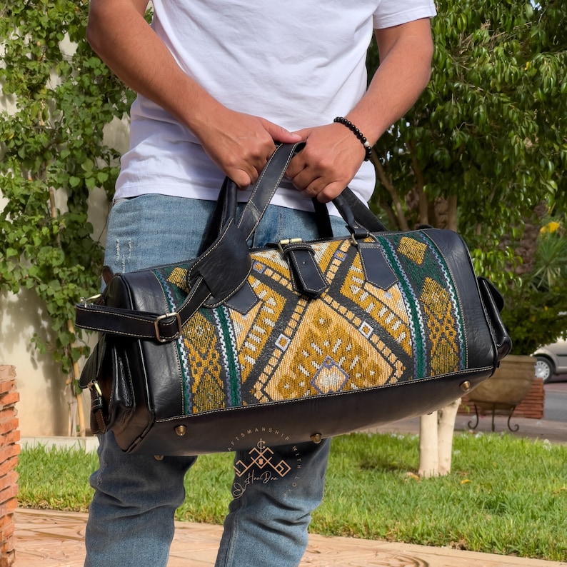 Kilim Travel Bag, carpet bag, Weekender Bag for Woman, weekend bag, Boho western travel bag, carpet overnight bag, kilim overnight bags. Black