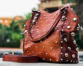 バッグ VINTAGE LEATHER STUDS SHOULDER BAG Italy Shoulder Bag With Rivets, Studded Leather Handbag, Luxurious