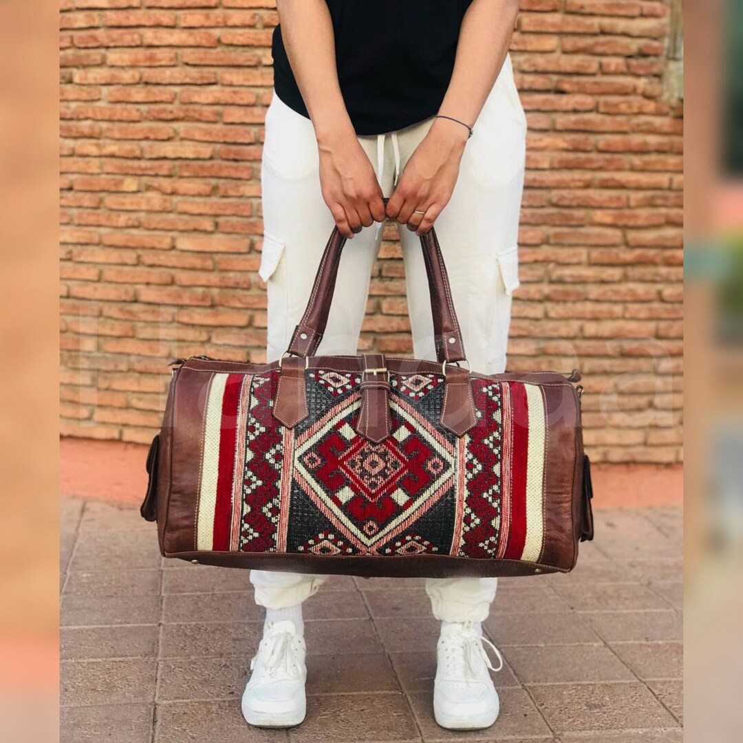 バッグ MASU NEVERLAND RED CARPET TRAVELLER BAG Red Kilim Travel Bag With Original Leather | Weekender Bag for