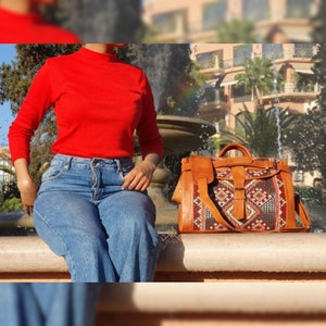 Moroccan kilim travel bag, carpet bag, kilim doctor bag, kilim duffle bag, Kilim genuine Leather, overnight Rug bag, Kilim bags Gift for Her image 10