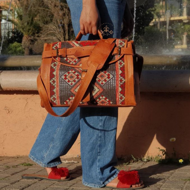 large kilim travel bag, Carpet Leather Weekend Bag, briefcase kilim duffel bag, boho carpet bag, rug duffel bags, Vintage Carpet bags. image 9