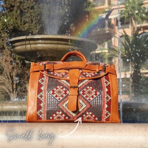 Moroccan kilim travel bag, carpet bag, kilim doctor bag, kilim duffle bag, Kilim genuine Leather, overnight Rug bag, Kilim bags Gift for Her image 3