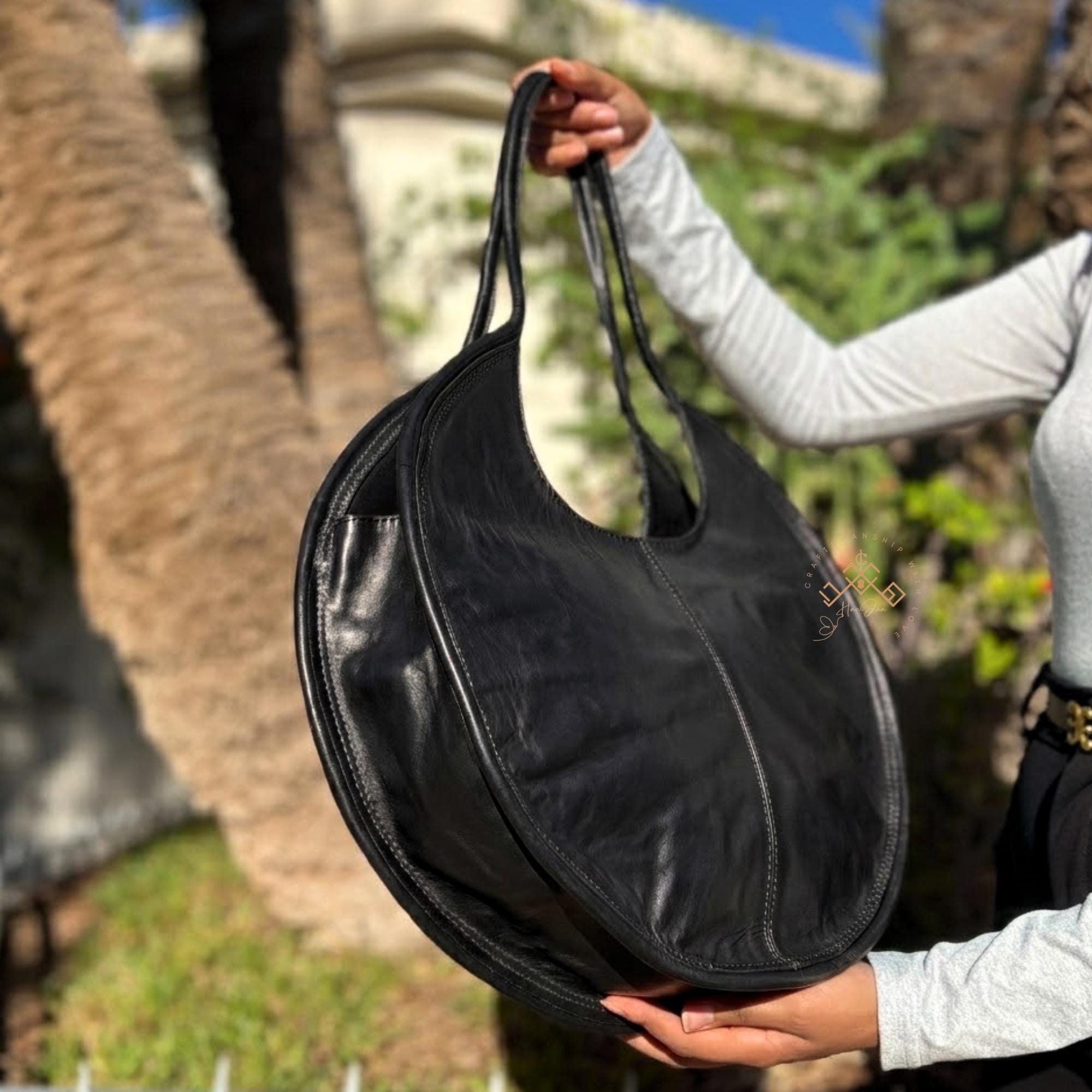 Oversized Round Leather Tote – Handmade Moroccan Bag – Large