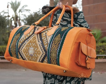 Kilim Travel Bag, carpet bag, Weekender Bag for Woman, weekend bag, Boho western travel bag, carpet overnight bag, kilim overnight bags.