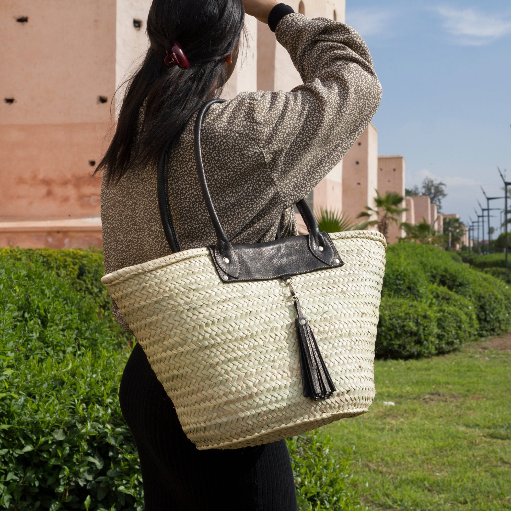 Moroccan Woven Palm Leaves Basket Bag With Leather Handles - Black ...
