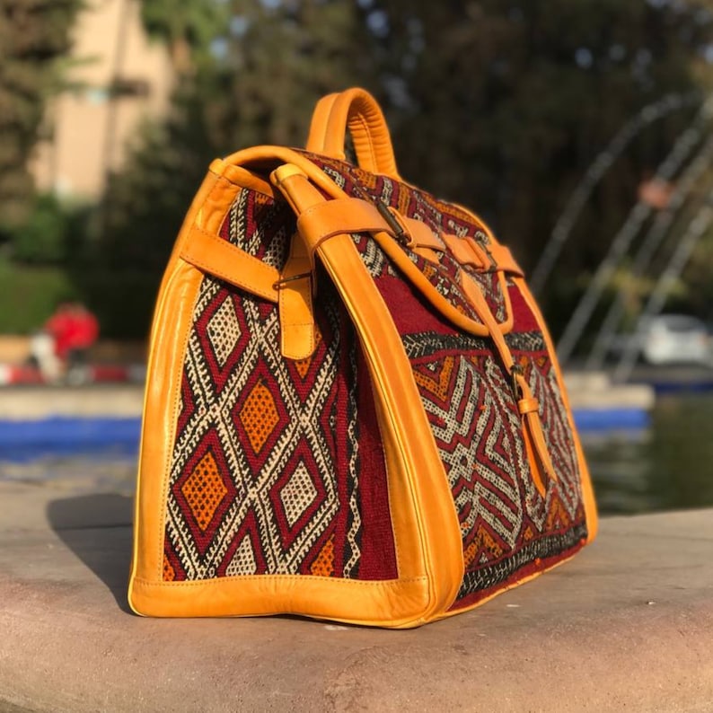 Large kilim travel bag, Moroccan Carpet Leather Weekend Bag, Vintage Carpet bag, briefcase kilim duffel bag, boho carpet bag, rug duffel bag Havan