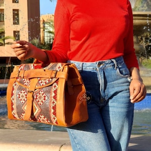 Moroccan kilim travel bag, carpet bag, kilim doctor bag, kilim duffle bag, Kilim genuine Leather, overnight Rug bag, Kilim bags Gift for Her image 8