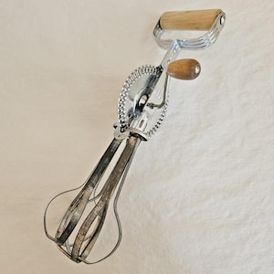 Vintage A&J Manual High Speed Hand Mixer/Egg Beater 1950's