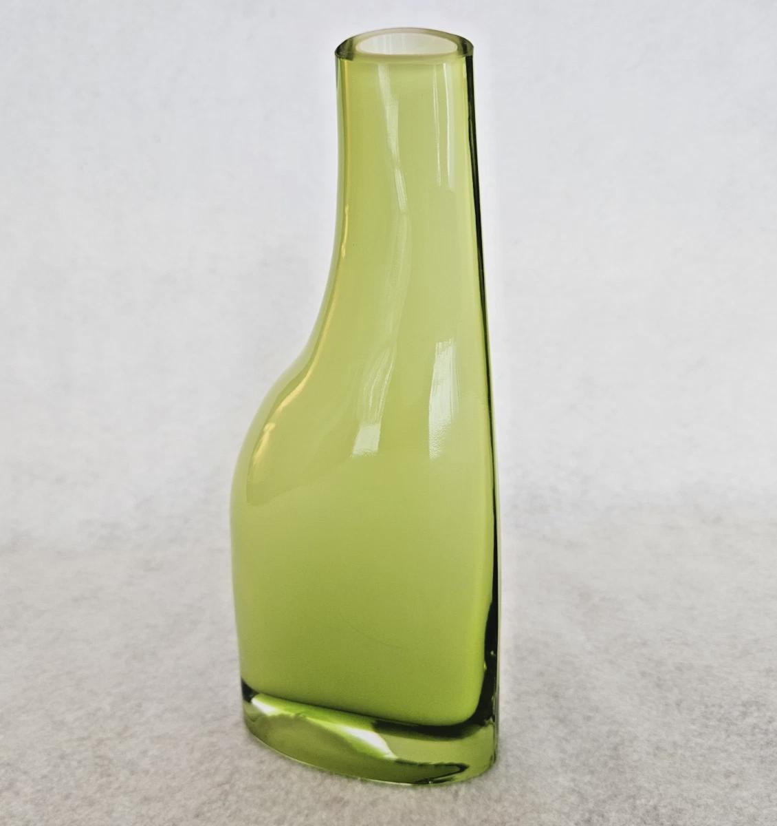 Vase rouge et vert des années 1960 par Flavio Poli