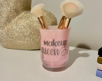 Makeup Queen Glitter Brush Holder: Vanity Organizer