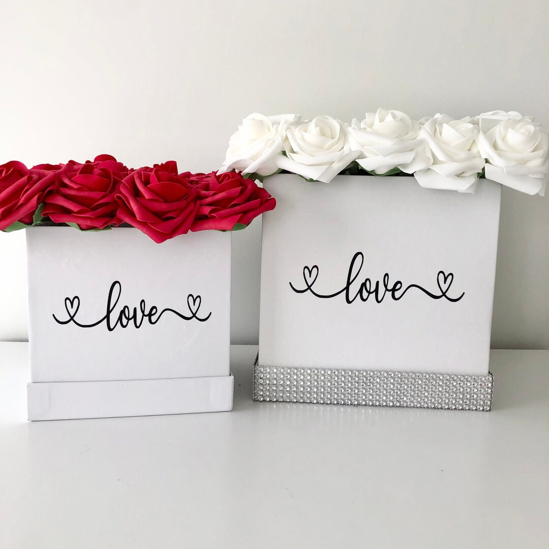 Love Flower Box, Rose Box, Valentine's Day, Luxury Flower Box, Vanity