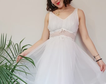 Vintage 60&#39;s lingerie slip, size 34 / S, double nylon, shadowline, sheer fitted waist, lace, bow detailing, romantic negligee, sleeveless