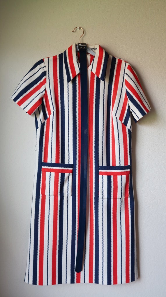 Vintage 60's 70's shift zip up dress, size L, pol… - image 5