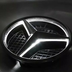 Front Grille White Light LED Star Emblems Badge for Mercedes Benz 2011-2018