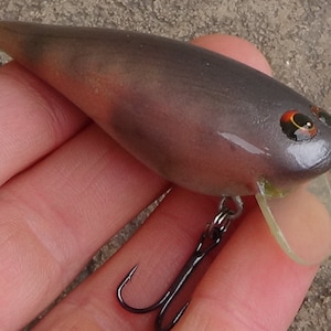 Crankbait strabico da 3 pollici.