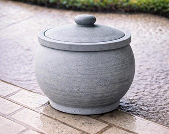 Traditional South Indian Soapstone Curd Jar – Handmade Natural Yogurt Pot | Non-Toxic & Cooling Storage Container