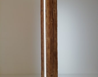 Moderne Stehlampe, LED Band, Holzdeko, alter Balken, kaltweiß