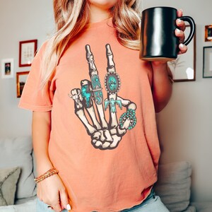 Vintage Style Boho Skeleton Hand Comfort Colors Crewneck Short Sleeve T-shirt Unisex Crewneck Hippie Tee Peace