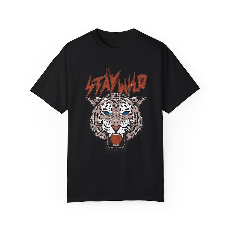 T-shirt graphique Stay Wild Cheetah - T-shirt à bascule vintage Comfort Colors Black