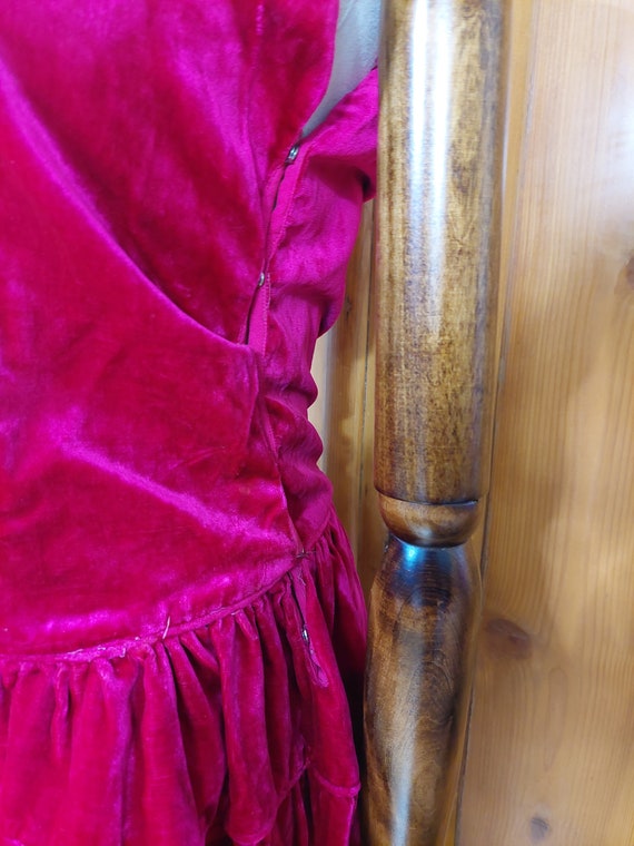 20s raspberry red silk velvet scallop hem dress - image 4