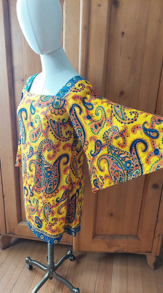 60s 70s micro mini yellow paisley print bell slee… - image 2