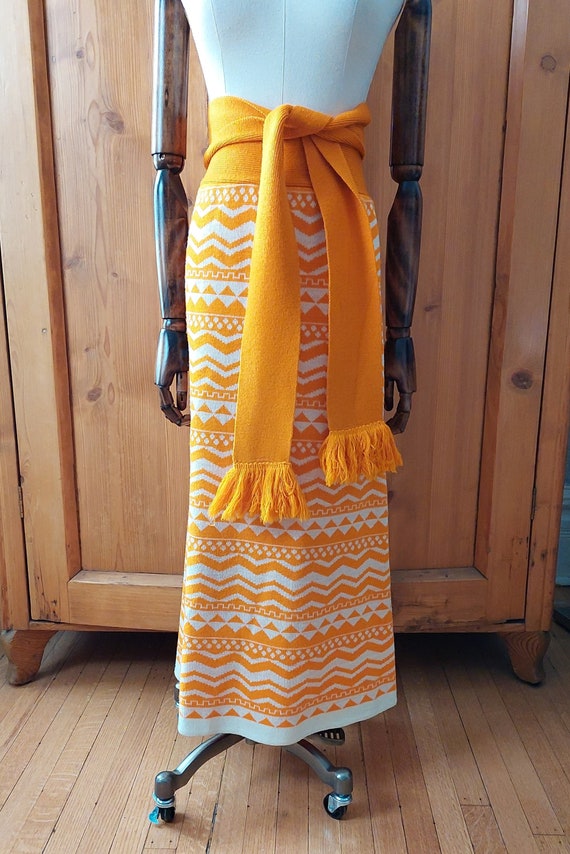 70s Sant Angelo knit rare orange cream skirt - image 1