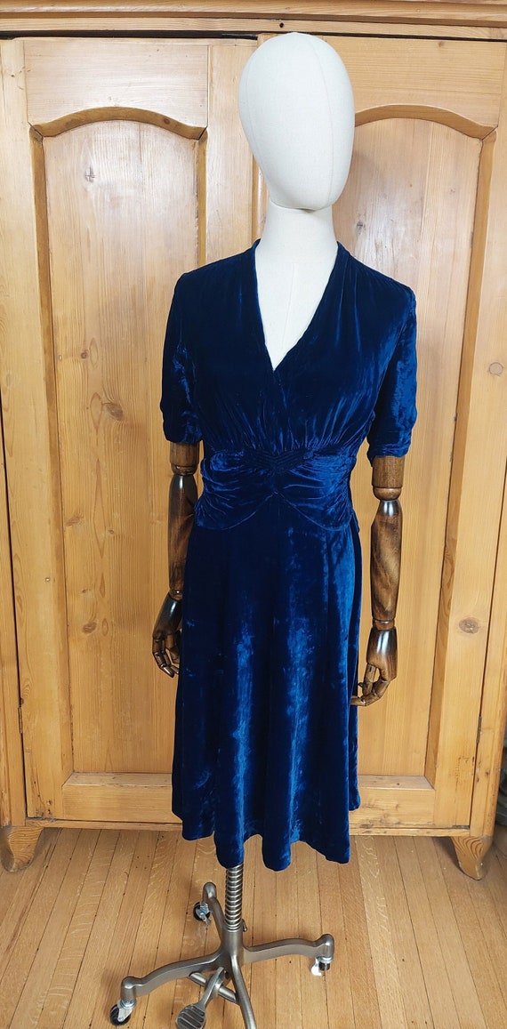 1930's navy blue silk velvet dress