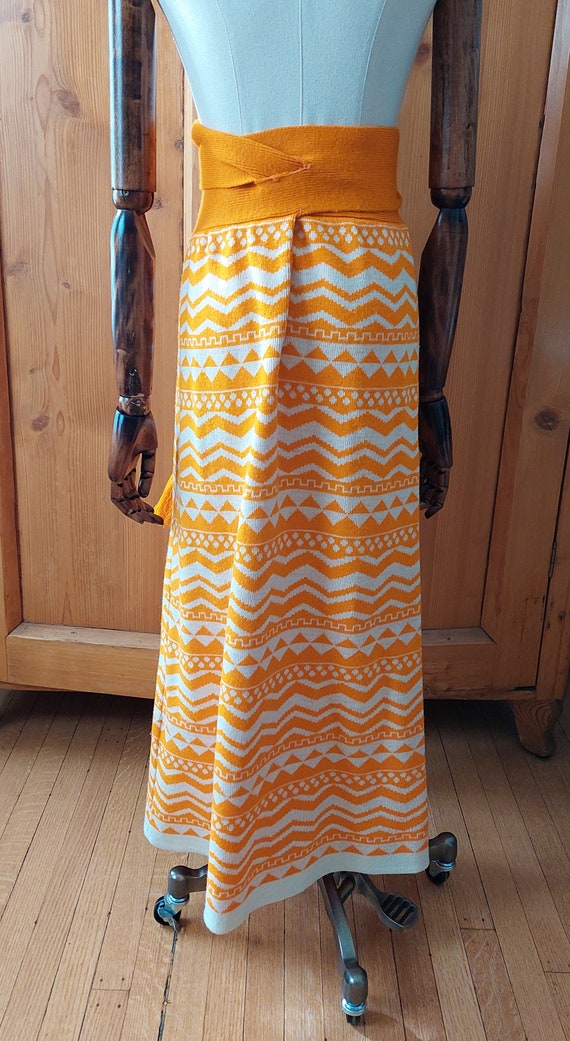 70s Sant Angelo knit rare orange cream skirt - image 4