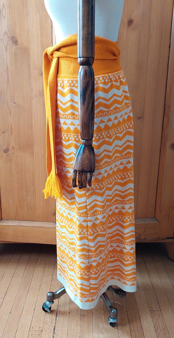 70s Sant Angelo knit rare orange cream skirt - image 5