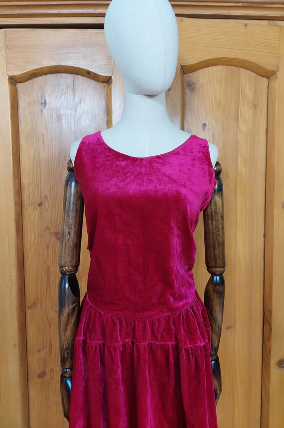 20s raspberry red silk velvet scallop hem dress - image 3