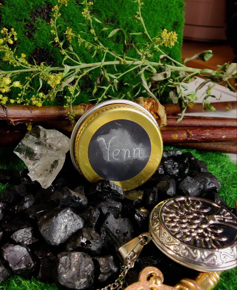 Handcrafted natural Solid perfume in a jar or Balm Stick Yenn Lilac and Gooseberries image 2