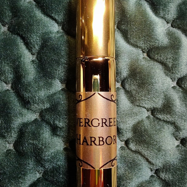Artisan Perfume oil "Evergreen Harbor: Team Charlie" (Bourbon, Spruce, Oakmoss)