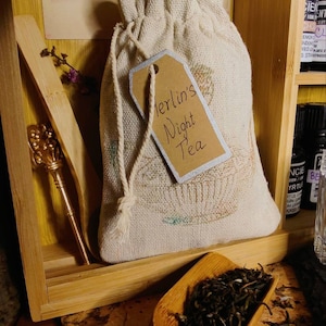 Tea Blend Merlin's Night Tea White Tea, Lavender, Vanilla None