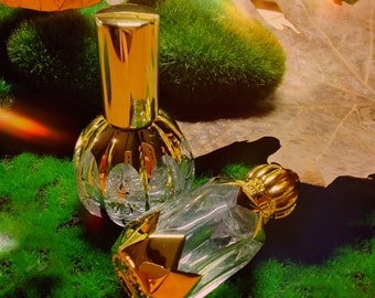 Artisan Perfume Oil "Apricot Sunset" (Red Apricot, Manuka Honey, White Amber)