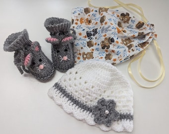 Baby set first set birth gift hat and shoes in a gift bag