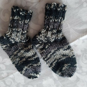 Baby socks knitted first socks 10 cm 3-6 months schwarz grau meliert