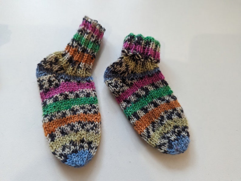 Babysocken gestrickt 12 cm 6-9 Monate Gr. 18/19 bunte Streifen