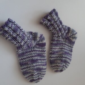 Baby socks knitted first socks 10 cm 3-6 months flieder hell