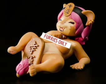 Lucky Lioness Figure - Laid Back (Garage Kit)