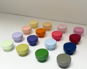 Bunter Möbelgriff aus Holz / Runder Möbelknopf für Kinderzimmer (bunt, pastell, farbig)