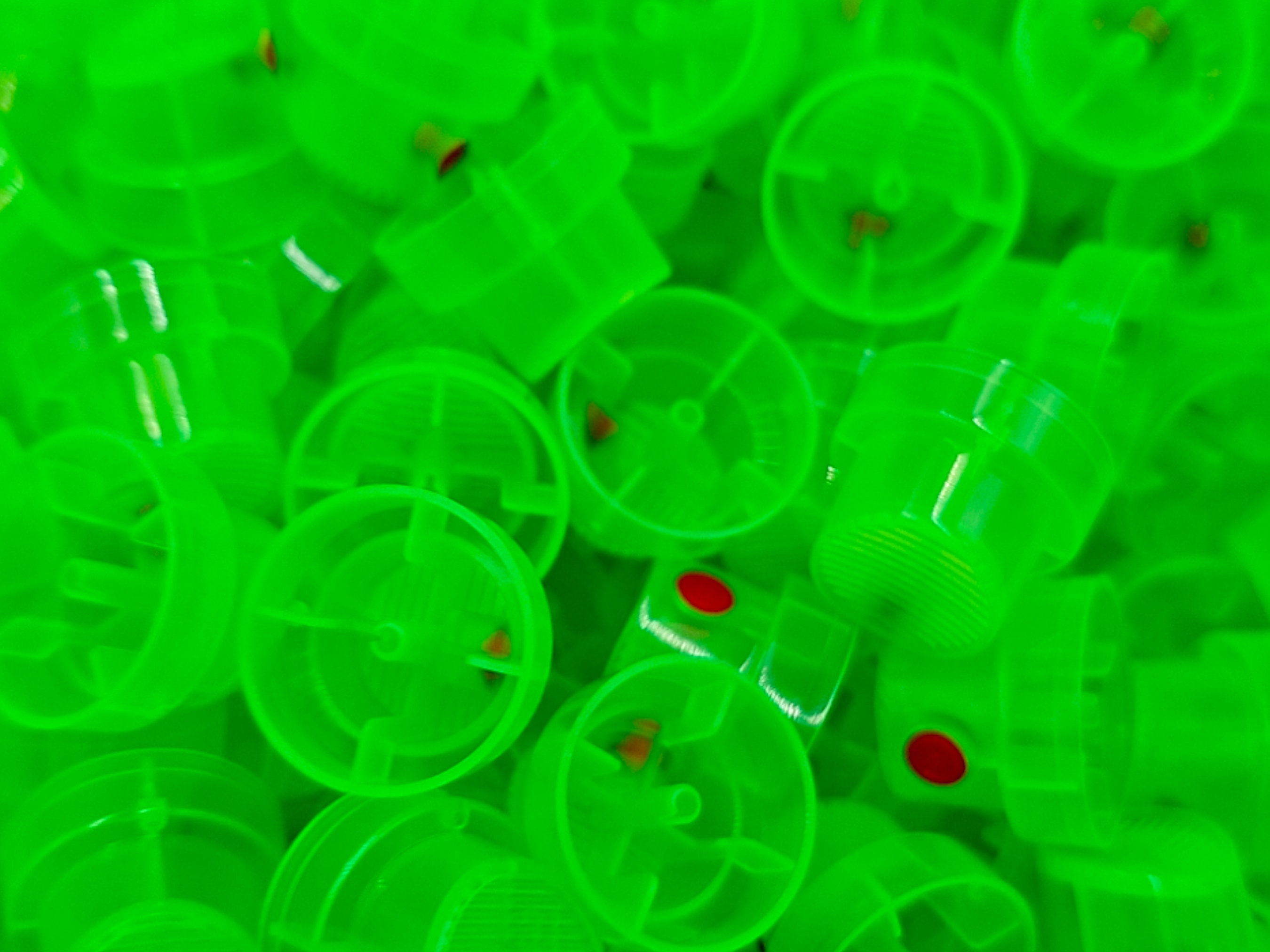 Frogger Hybrid Fat (0.7-1" & 4-6") Spray Paint Caps, Graffiti, Street Art, Home Improvement, Painting Supply